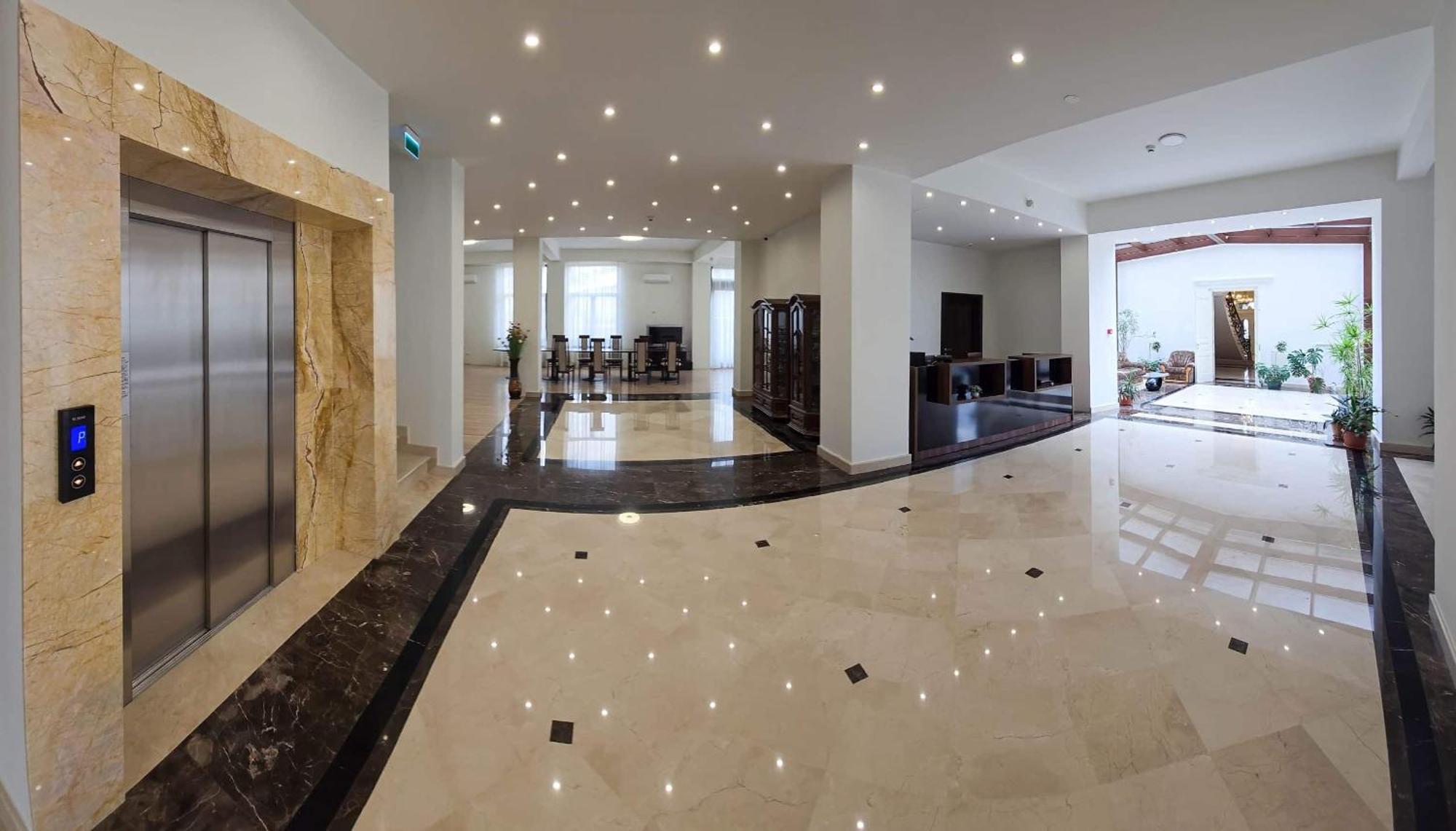 Green Park Boutique Hotel Focsani Ngoại thất bức ảnh