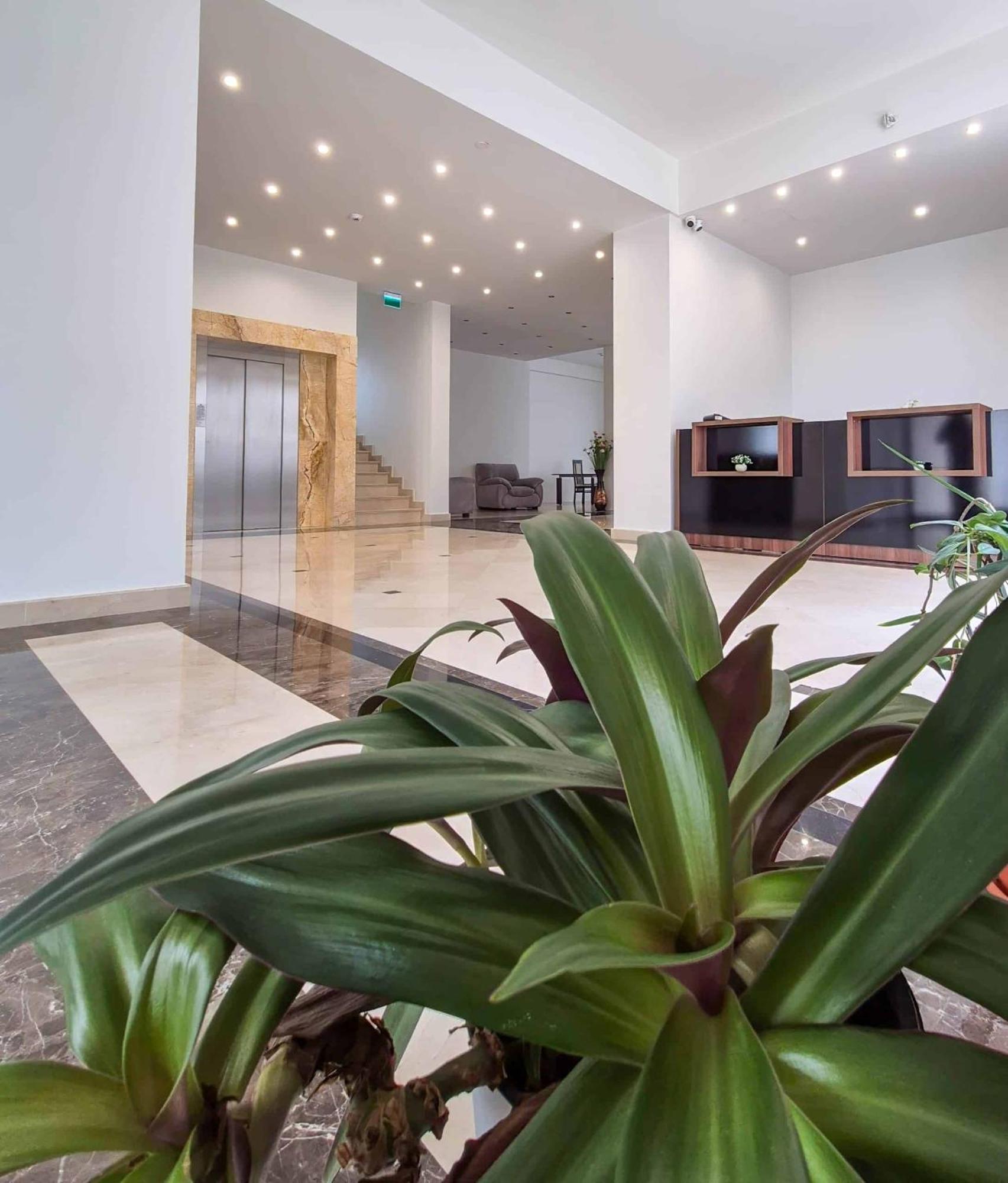 Green Park Boutique Hotel Focsani Ngoại thất bức ảnh